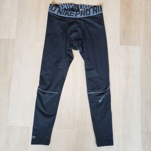 Nike Pro HYPERWARM Black Compression Leggings 32